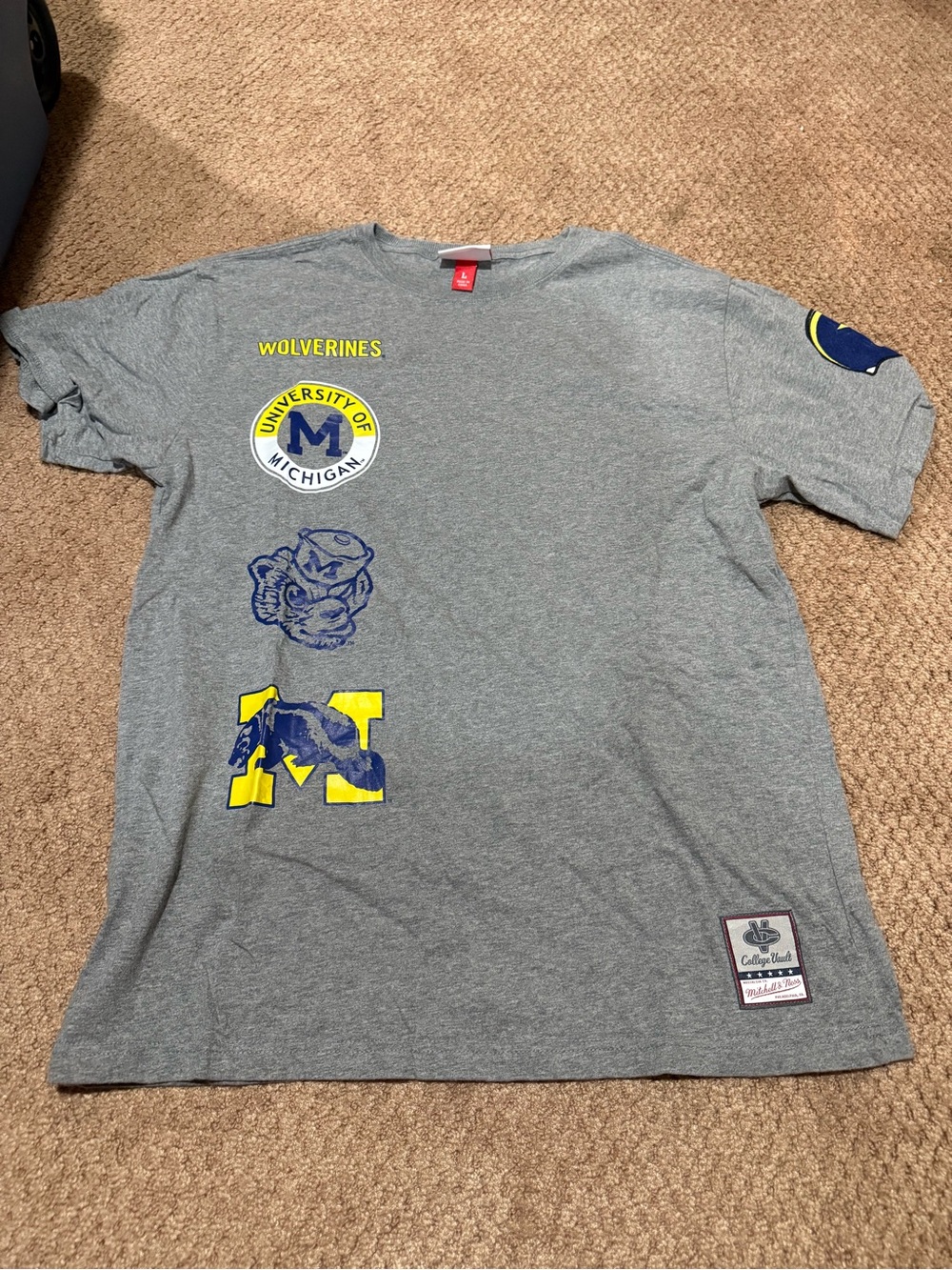 Mitchell & Ness Grey University of Michigan Graphic Tee